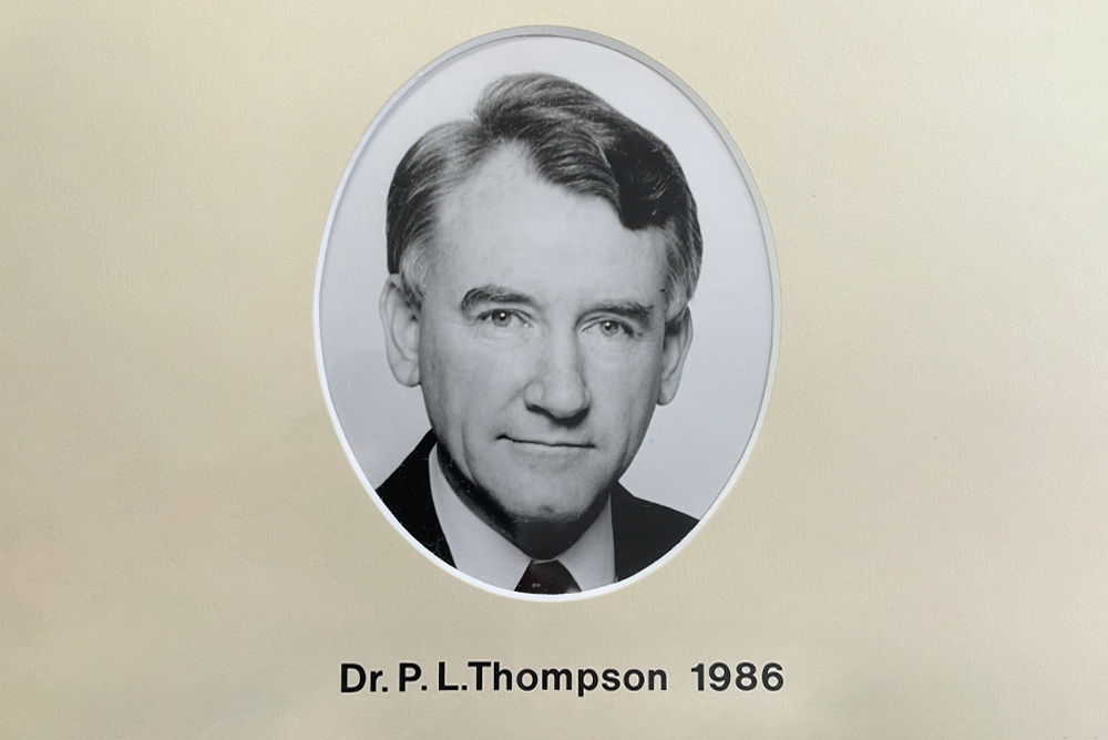 Dr Thompson